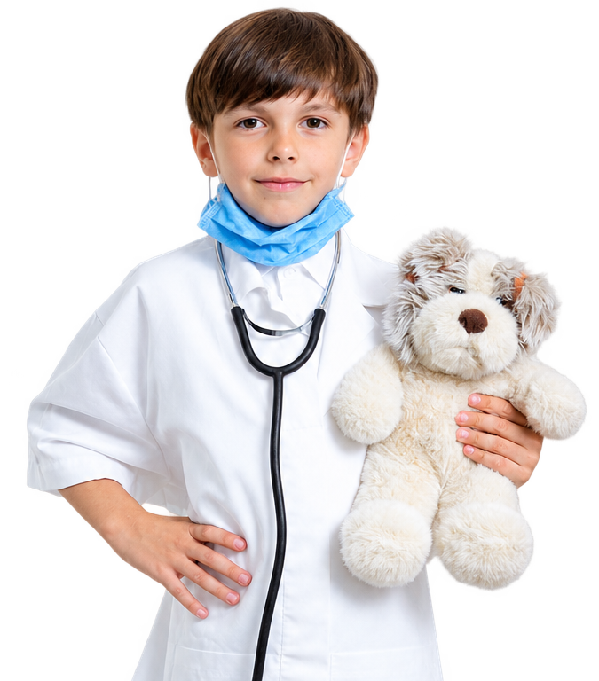 Niño con peluche representando atención pediátrica integral